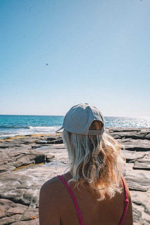 Dolphin Cap